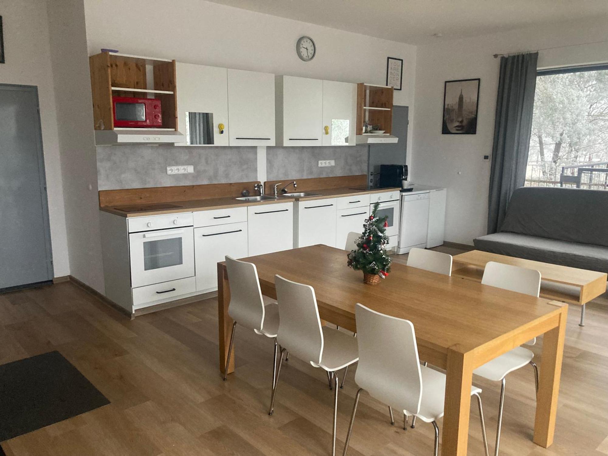 Kuk Racice Apartment Ngoại thất bức ảnh